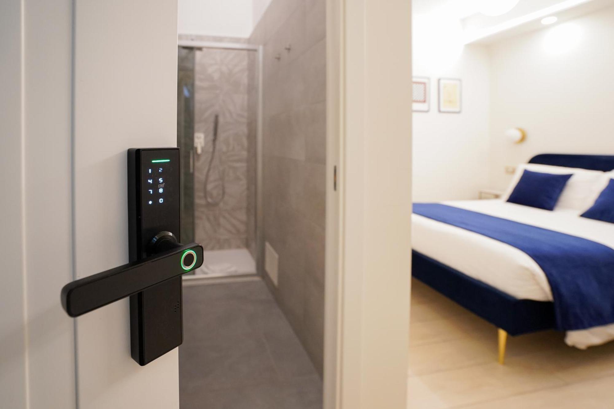 Charm&Bella Guesthouse Rome Bagian luar foto